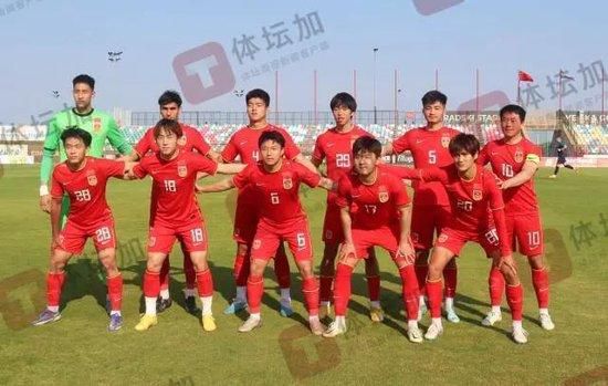 床戏强行扒开疯狂进入小说
