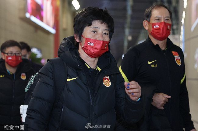 男男舌吻呻吟肉